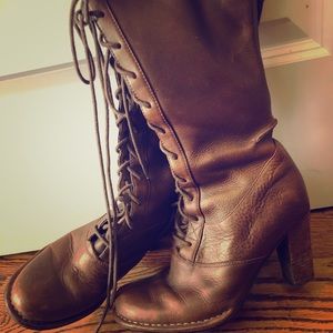 Frye Vintage Lace-up Boots